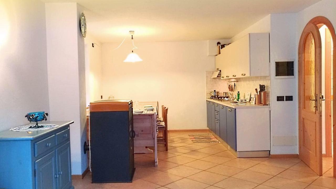 Casa Rossi Apartment Le Grazie  Exterior photo