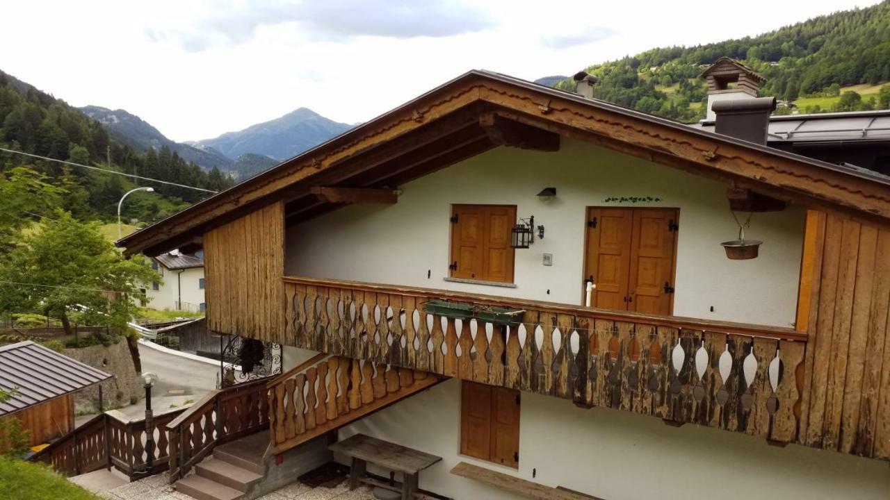 Casa Rossi Apartment Le Grazie  Exterior photo